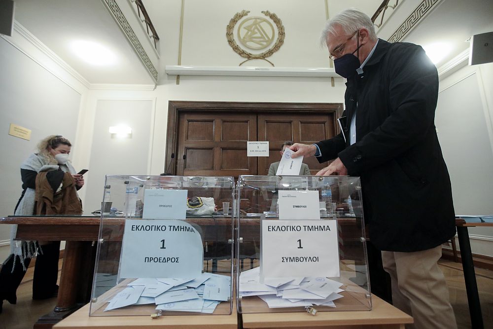 Εκλογές ΔΣΑ: Ηχηρή αποδοκιμασία στη ΝΔ – Στον β΄ γύρο Βερβεσός και Αναστασόπουλος – Μεγάλος κερδισμένος ο Καμπαγιάννης