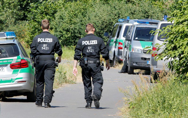 Γερμανία: Τρεις τραυματίες από επίθεση με μαχαίρι σε τρένο