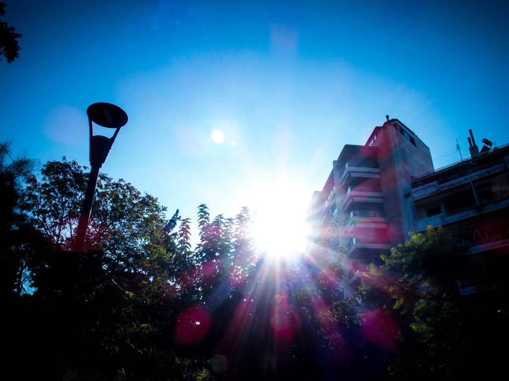 Καλός καιρός και την Πέμπτη – Ανοιξιάτικες θερμοκρασίες το Σαββατοκύριακο