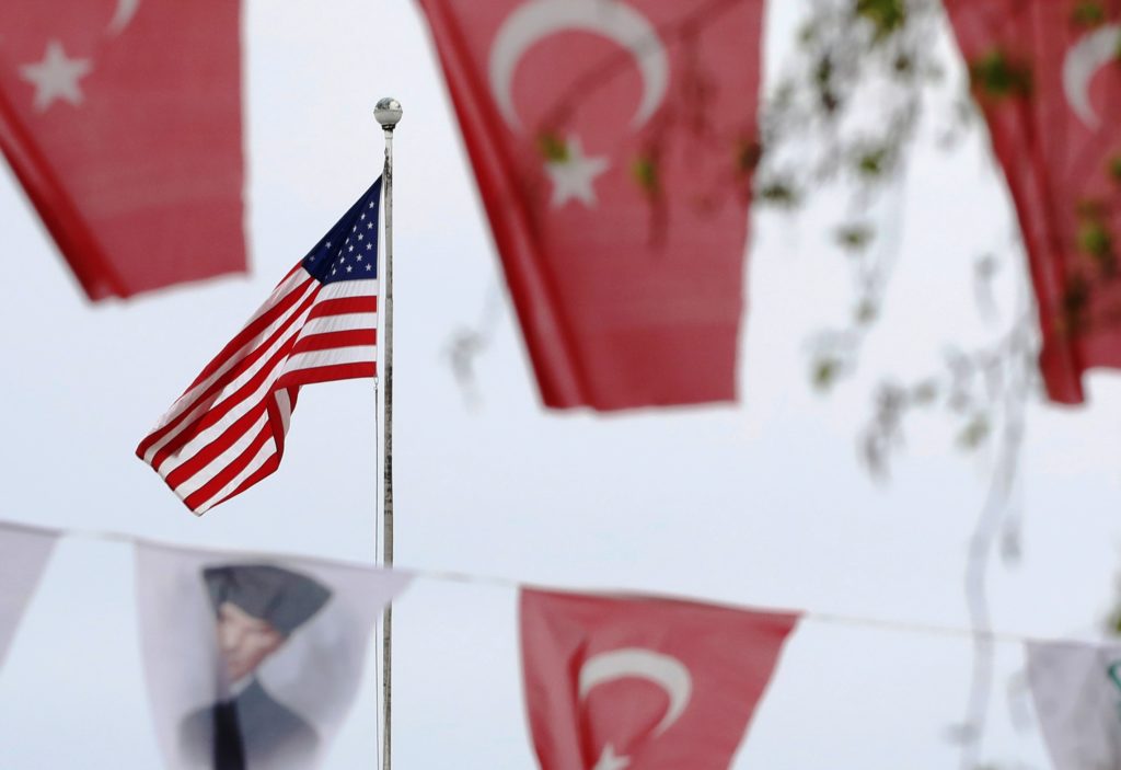 Καταδίκη πρώην αξιωματούχου της τουρκικής ΜΙΤ γιατί έδινε μυστικά στη CIA
