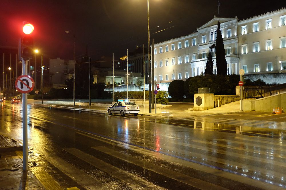 Τροχαίο Βουλή: Κατέληξε ο τραυματίας – Δύο τα εμπλεκόμενα οχήματα (Video)