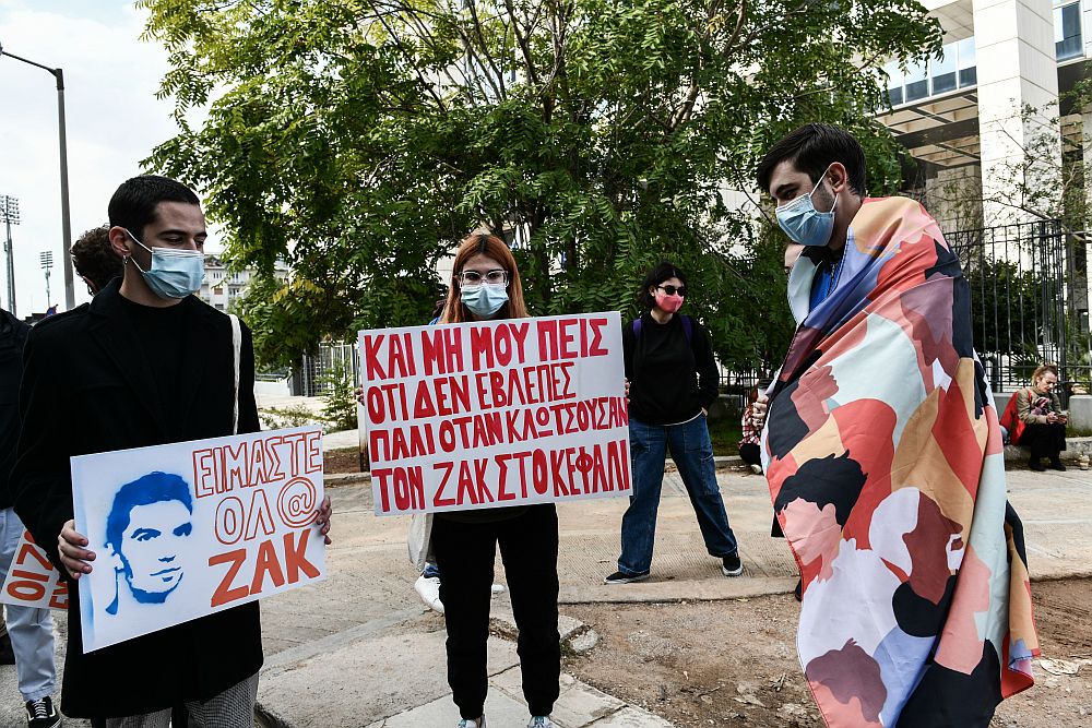 Δίκη για τη δολοφονία του Ζακ Κωστόπουλου: «Τα χτυπήματα οδήγησαν στον θάνατο» και από τη δεύτερη ιατροδικαστή