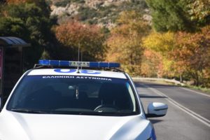 Βόλος: Ιερέας μπήκε με το αυτοκίνητό του σε λαϊκή και παρέσυρε γυναίκα &#8211; Η κατάστασή της δεν εμπνέει ανησυχία
