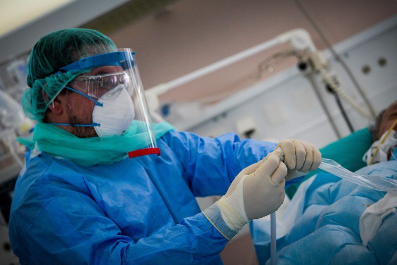 Φράκαραν οι τρεις κλινικές κορονοϊού του Νοσοκομείου Βόλου- Αναζητείται λύση