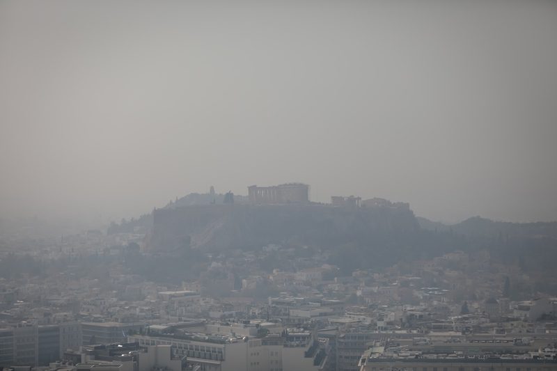 Πυκνές  ομίχλες και αύριο, με μικρή πτώση της θερμοκρασίας