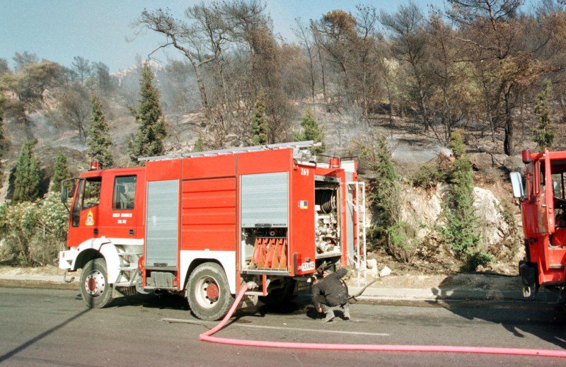 Συνελήφθη 23χρονος για επίθεση και ληστεία σε πυροσβέστες στη λεωφόρο Σχιστού