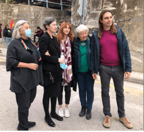 Κύμα συμπαράστασης στην οικογένεια του Ζακ Κωστόπουλου: «Είμαστε εδώ για να σε βοηθήσουμε να αντέξεις»