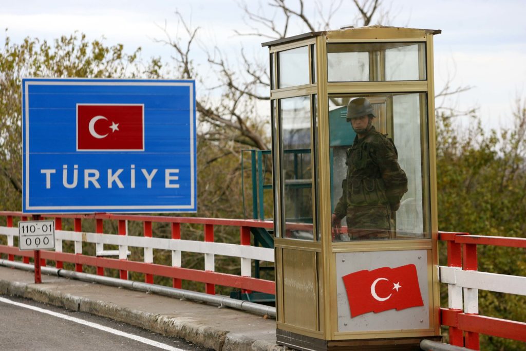 Διπλωματικό θρίλερ στην Αδριανούπολη: Σύλληψη Έλληνα αστυνομικού από Τούρκους