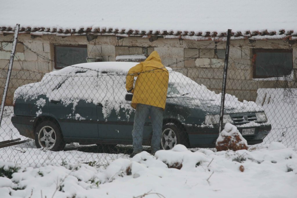 Πελοπόννησος: Κυκλοφοριακά προβλήματα λόγω χιονόπτωσης