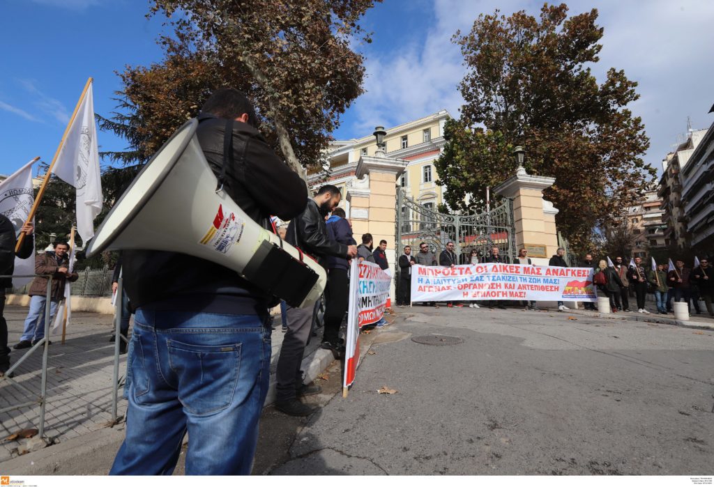 Η ΓΣΕΕ καυτηριάζει την επερχόμενη αύξηση κοροϊδία 2% στον κατώτατο μισθό