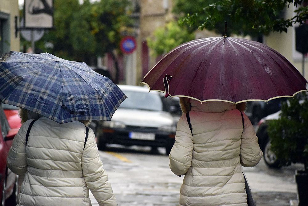 Πρωινή καταιγίδα στο κέντρο της Αθήνας – Αναλυτική πρόγνωση του καιρού