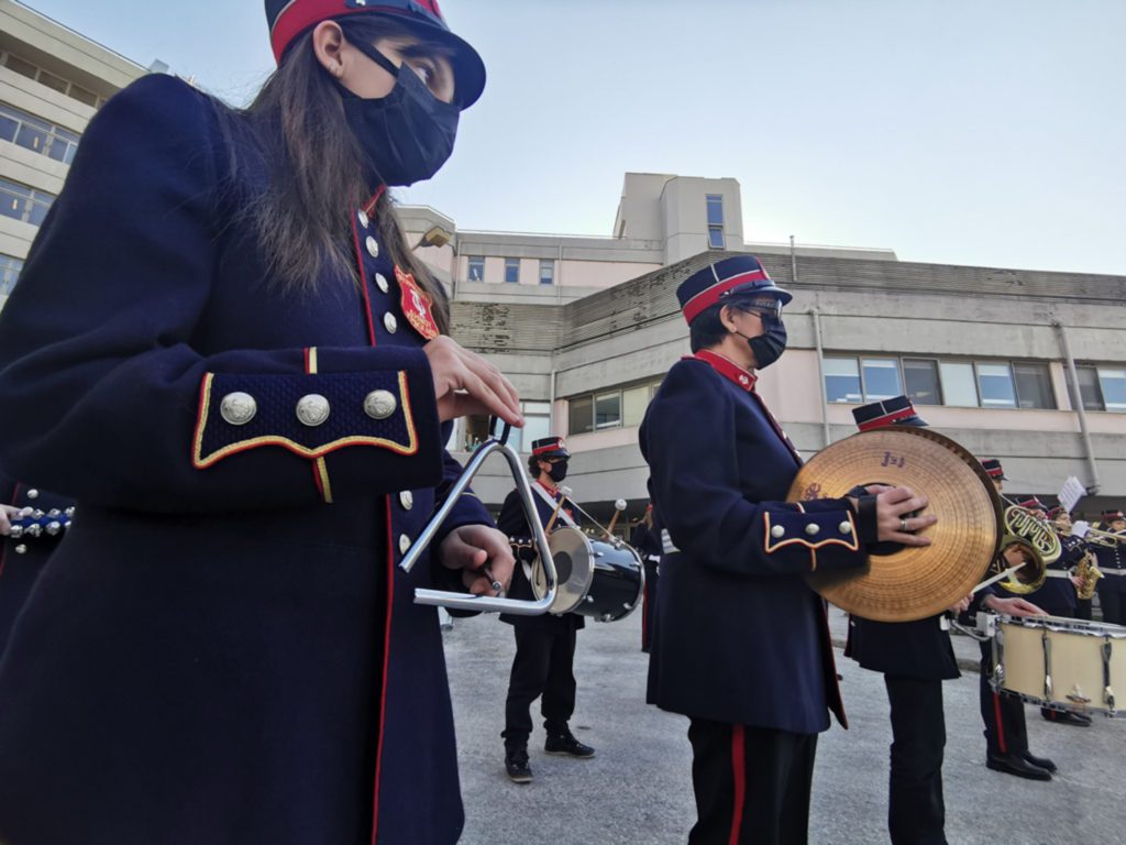 Αφιέρωμα: Κάλαντα και μουσικές… «Καλένδες και Μυναγύρτες»