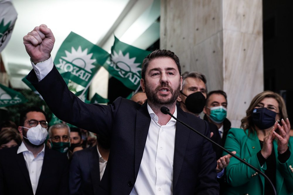 ΚΙΝΑΛ: Ο Ανδρουλάκης δεσμεύτηκε για «νίκη της Δημοκρατικής Παράταξης» (Video)