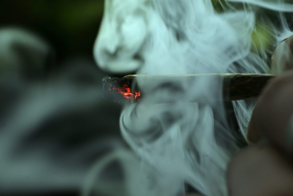 Η Νέα Ζηλανδία θέλει να απαγορεύσει στους νέους να αγοράζουν τσιγάρα εφ’ όρου ζωής