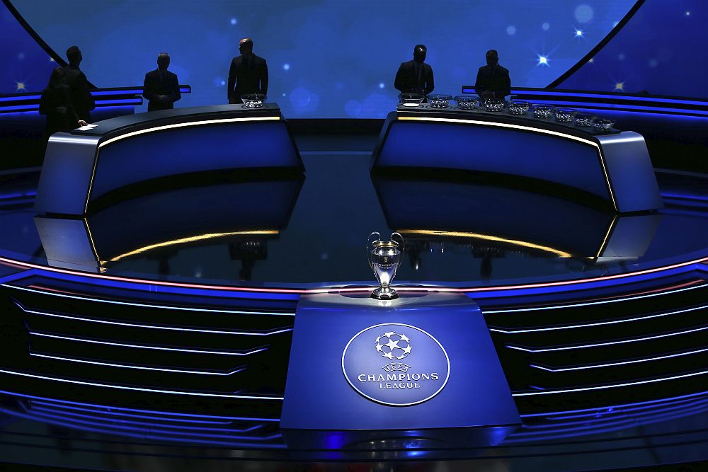 Champions League: Κλήρωση με ντέρμπι και απρόοπτα