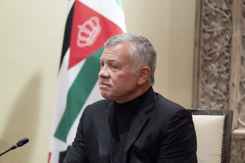 Για συγκέντρωση υπερεξουσιών κατηγορείται ο βασιλιάς της Ιορδανίας