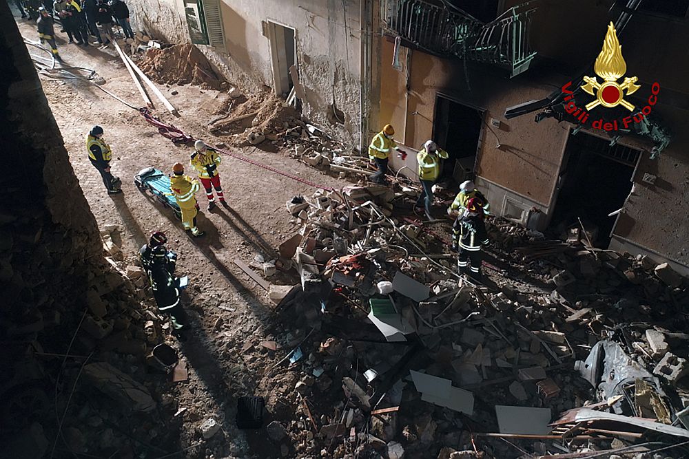 Σικελία – Έκρηξη σε κτίρια: Τέσσερις ακόμη νεκροί στα ερείπια (Photos)