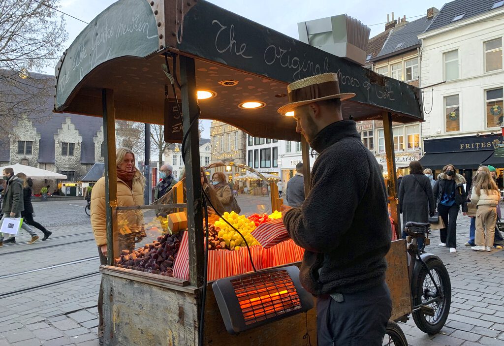 Βέλγιο: Ολλανδοί περνούν τα σύνορα για ψώνια και καφέ χωρίς περιορισμούς