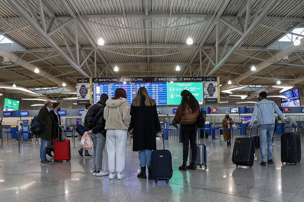Κορονοϊός: Αυτές είναι οι νέες προϋποθέσεις εισόδου στη χώρα  – Τι περιλαμβάνει το ΦΕΚ