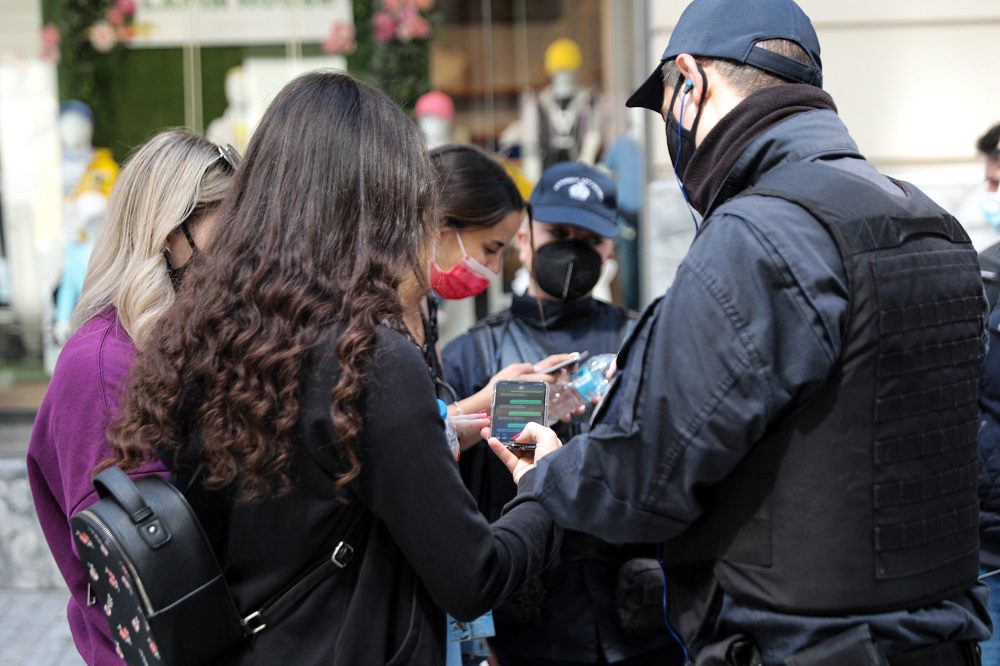 Μέτρα για κορονοϊό: Πάνω από 82.000 έλεγχοι και 252 παραβάσεις