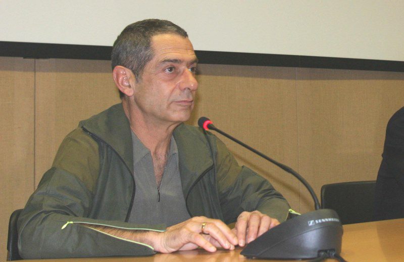 Ρε Δανίκα ήθελα να ήξερα δεν ντρέπεσαι;