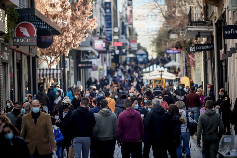 Ανοικτά σήμερα καταστήματα, όπως και την επόμενη Κυριακή 19 Δεκεμβρίου