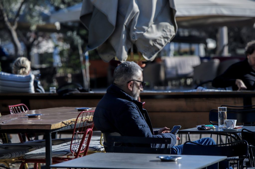 Κορονοϊός: Παράταση των μέτρων εξετάζουν οι ειδικοί – Τα επιδημιολογικά δεδομένα συνεχίζουν να τους ανησυχούν