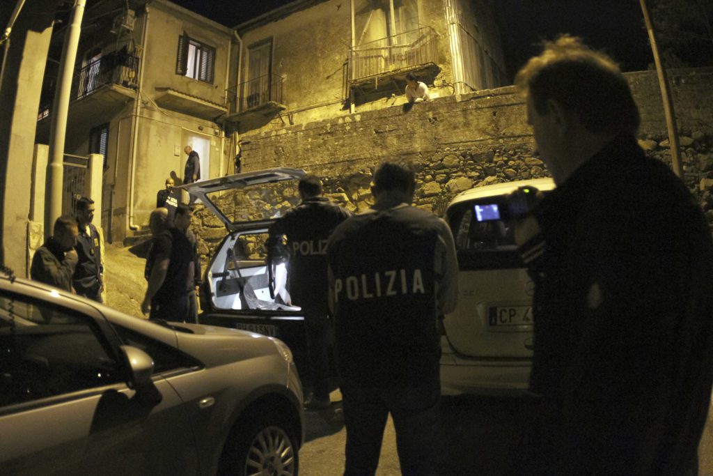 Φρίκη στην Ιταλία: Δολοφόνησε το επτάχρονο παιδί του κι έκρυψε το πτώμα στη ντουλάπα για να εκδικηθεί τη γυναίκα του