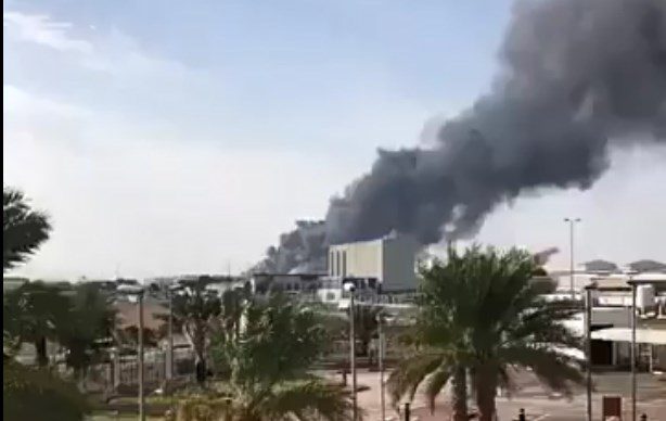 Ηνωμένα Αραβικά Εμιράτα: Τρεις νεκροί από έκρηξη σε βυτιοφόρα, από επίθεση Χούτι με drone