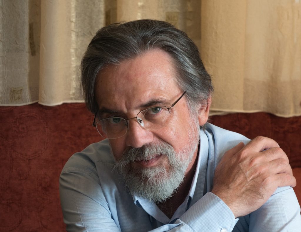 Νίκος Ψιλάκης: «Είμαστε πολύπλοκα όντα οι άνθρωποι»