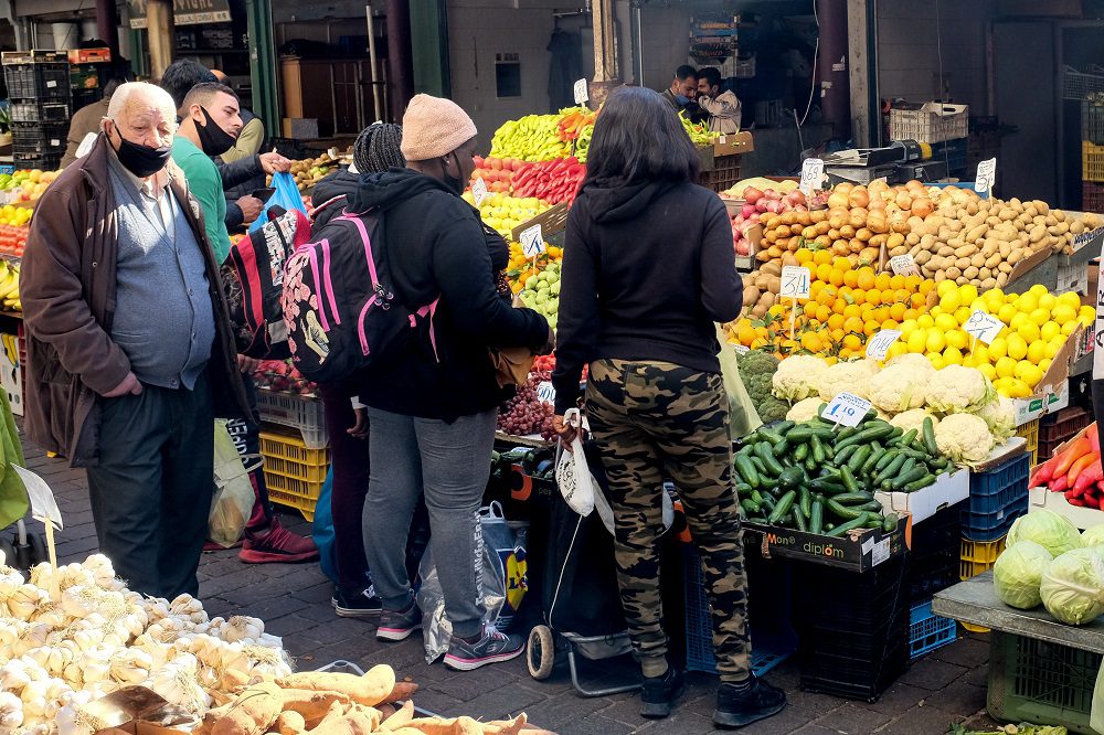 Νέο κύμα ακρίβειας σε τρόφιμα, βασικά αγαθά και υλικά οικοδομής από Φεβρουάριο