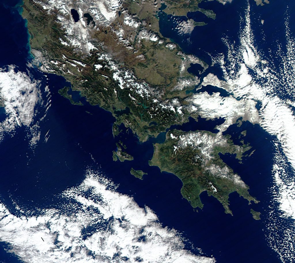 Φωτογραφία δορυφόρου: Πάνω από 6.000.000 στρέμματα θαμμένα στο χιόνι σε Αττική – Βοιωτία – Φθιώτιδα
