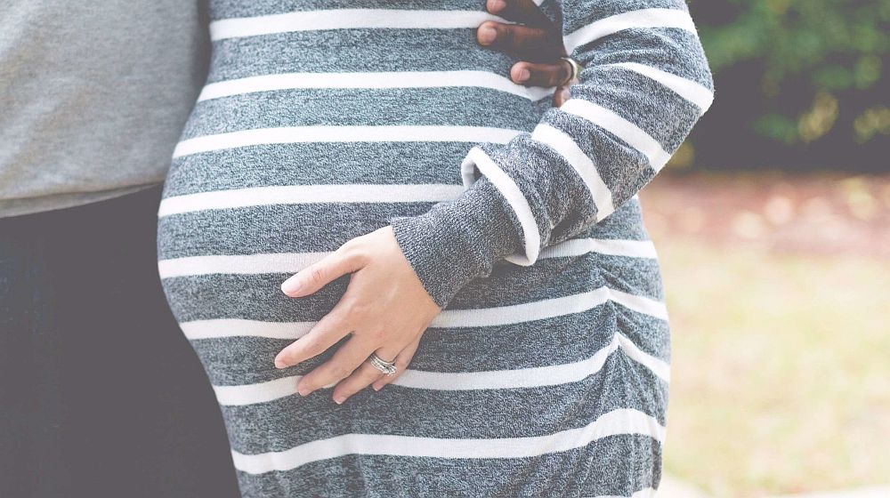 Ο κορονοϊός μπορεί να προκαλεί εμβρυική φλεγμονή, ακόμα και σε απουσία λοίμωξης του πλακούντα στις εγκύους