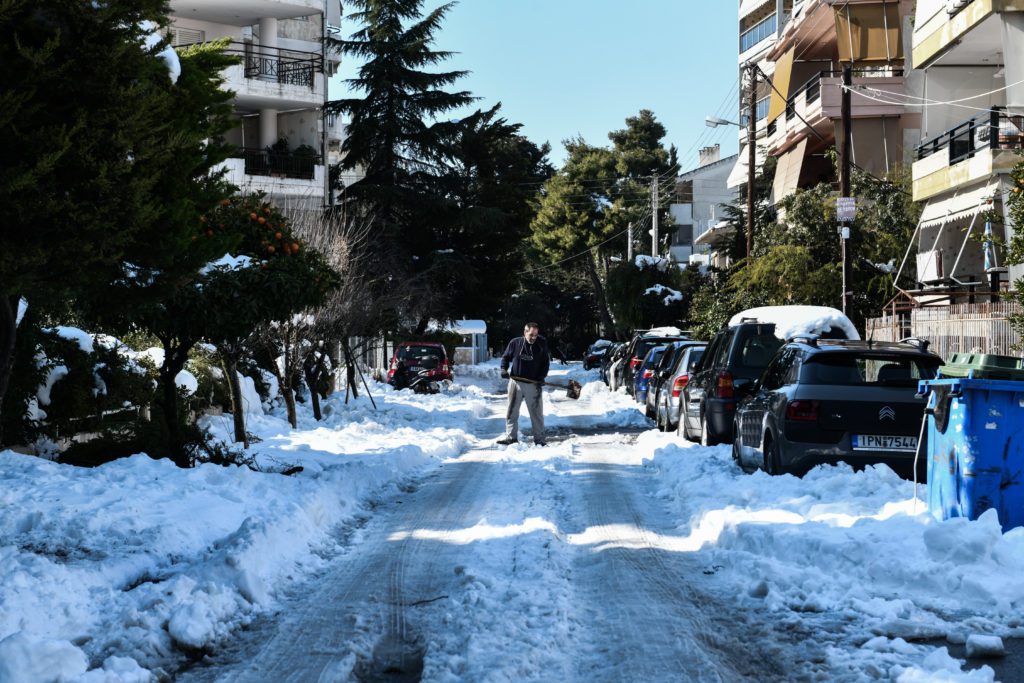 Ο Δήμος Χαλανδρίου μετακινεί σε ξενοδοχεία δημότες που παραμένουν χωρίς ρεύμα