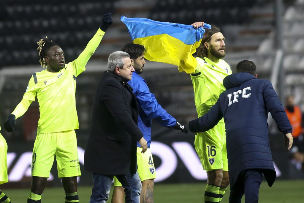 Super League: «Απόδραση» του Ιωνικού από την Τούμπα με χρώμα… Ουκρανίας (Photos)