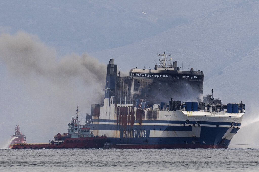 Στους 5 ανήλθαν οι νεκροί στο «Euroferry Olympia» – Αγνοούνται ακόμα 6 άτομα