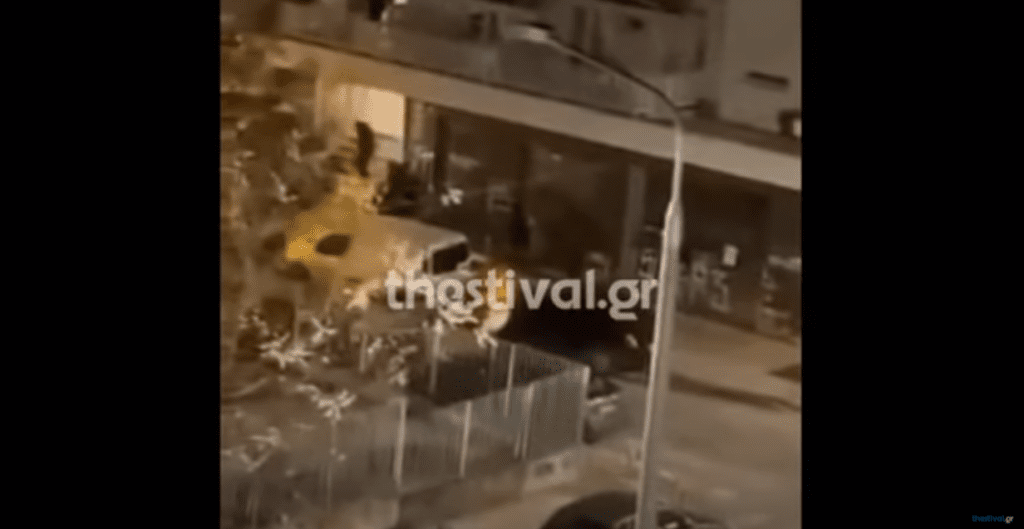 Θεσσαλονίκη: Βίντεο ντοκουμέντο από την φονική επίθεση στον 19χρονο (Video)