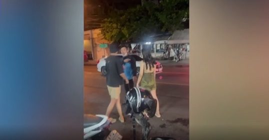 Ταϊλάνδη: Tης… χρονιάς του έφαγε ένας άντρας που παρενόχλησε γυναίκα (Video)