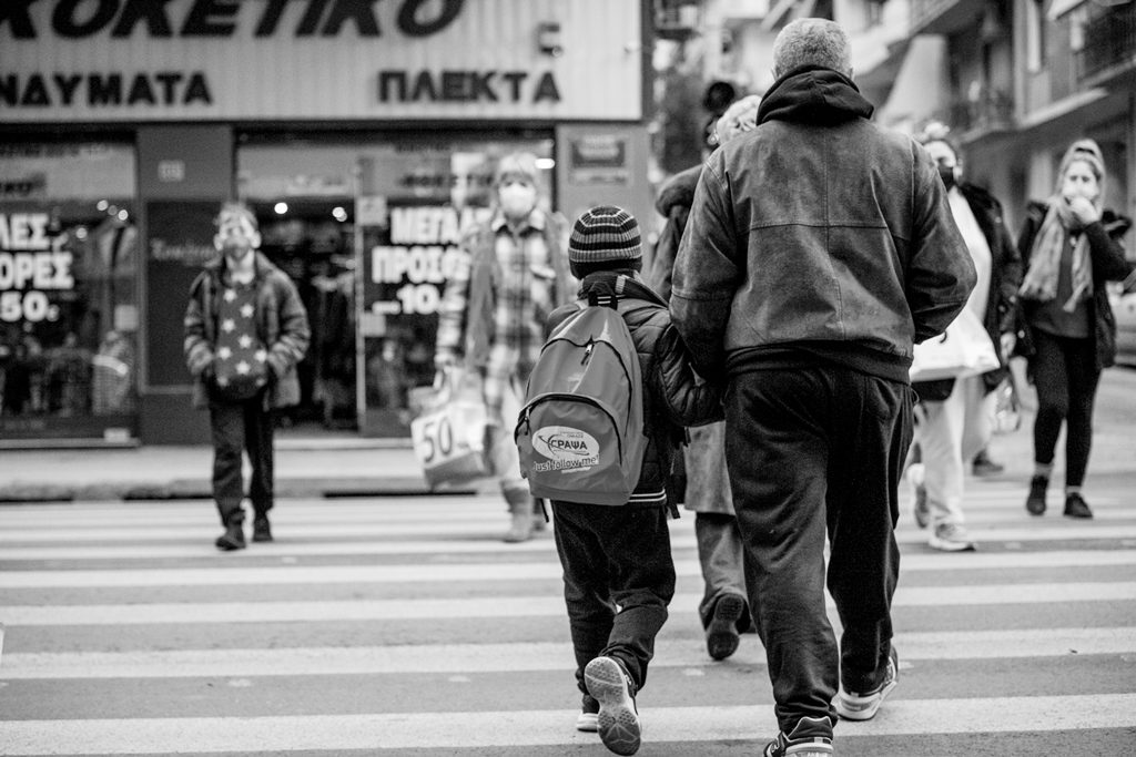 «Καμπανάκι» Παυλάκη για πιθανό νέο «κύμα» το καλοκαίρι – «Ο κορονοϊός θα παραμείνει μία δεκαετία» (Video)