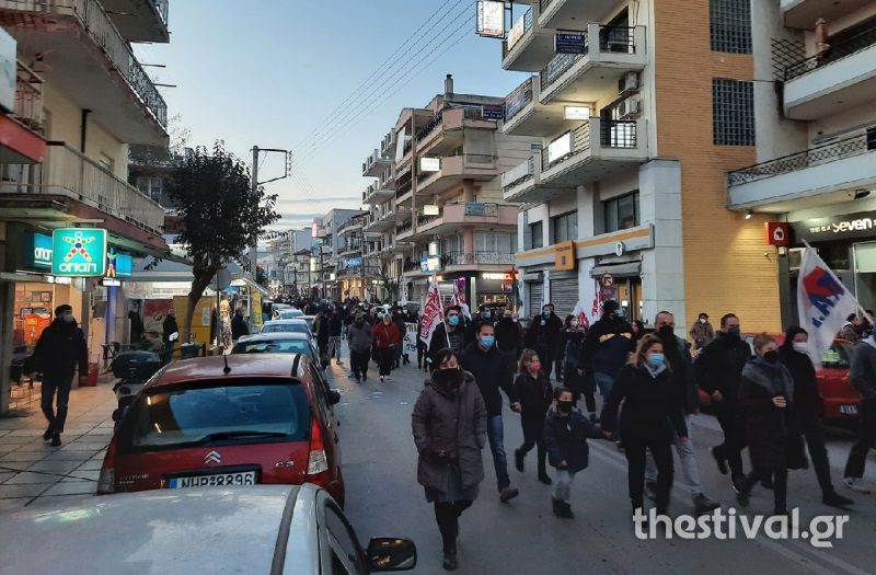 Θεσσαλονίκη: Aντιφασιστικό συλλαλητήριο στον Εύοσμο (video)