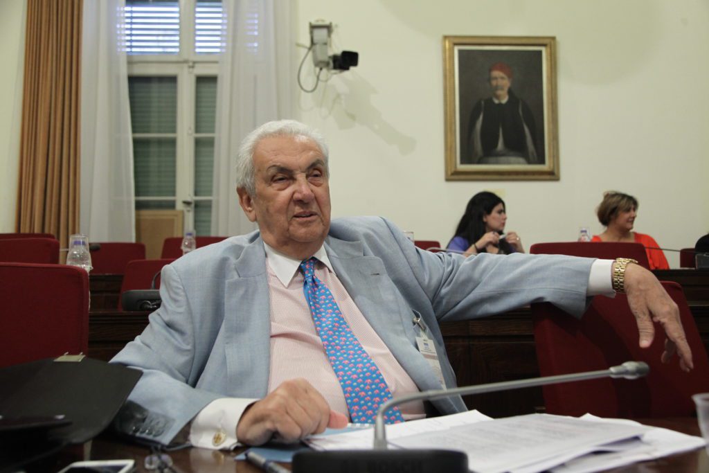 Πέθανε ο Δημήτρης Κοντομηνάς
