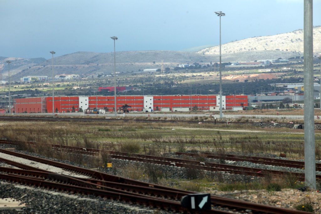 Πέσαν οι υπογραφές για την τροποποίηση της σύμβασης για το Θριάσιο Εμπορευματικό Κέντρο
