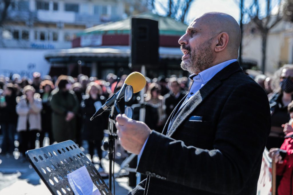 Δεν πήγαν οι μάρτυρες κατηγορητηρίου στη δίκη του Δημήτρη Κούβελα – Αναβλήθηκε για τον Δεκέμβριο