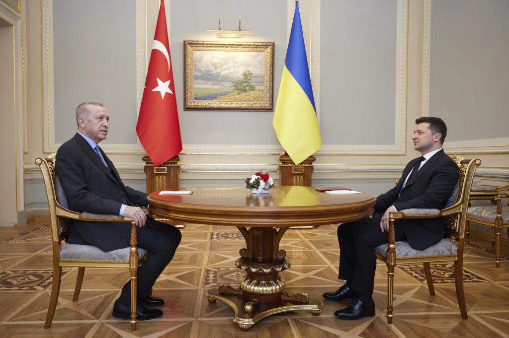 Ουκρανία: Η Τουρκία μπορεί να λειτουργήσει ως εγγυήτρια δύναμη για την Ουκρανία, λέει ο Ζελένσκι