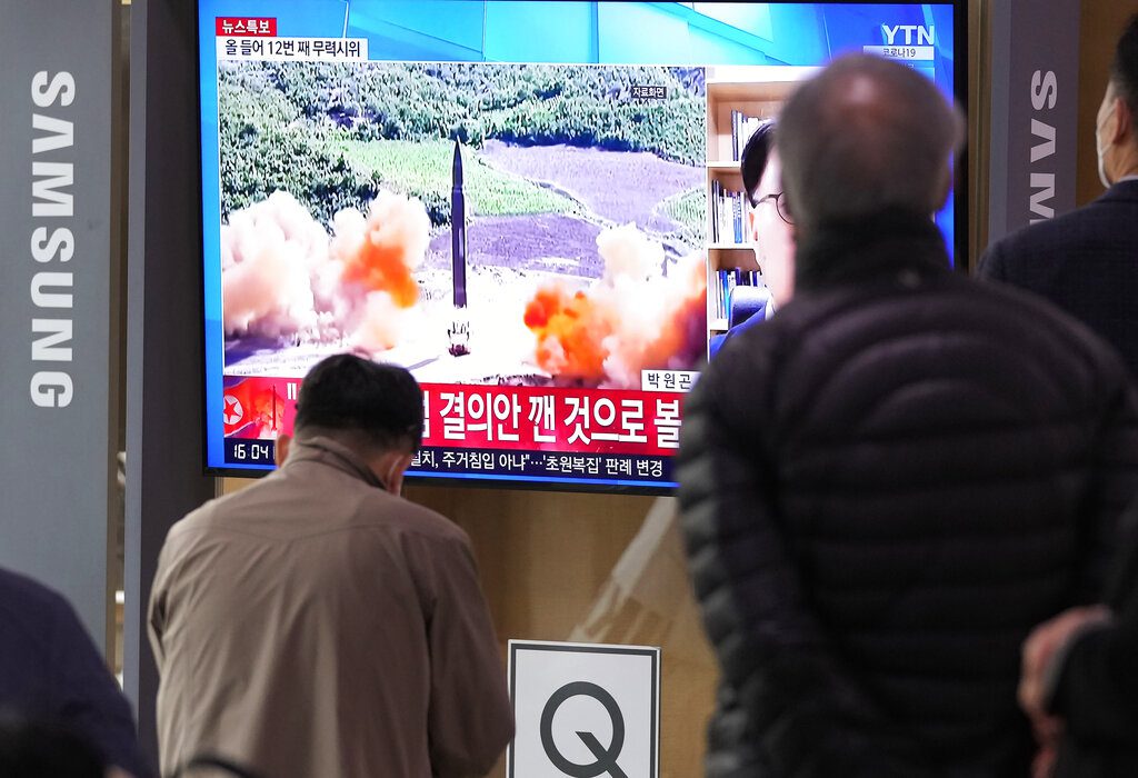 Εντός της ιαπωνικής ΑΟΖ ο πύραυλος που εκτόξευσε η Βόρεια Κορέα