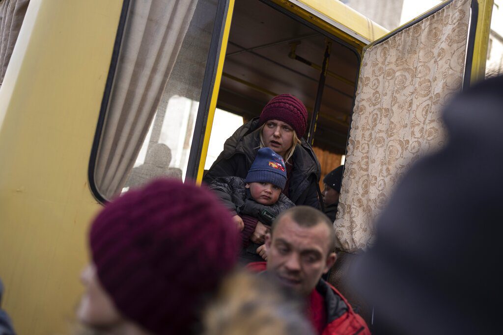 Ουκρανία: Εφιάλτης για 34η ημέρα – Νέες διαπραγματεύσεις στην Κωνσταντινούπολη – Βρετανία: Η Μόσχα στέλνει μισθοφόρους