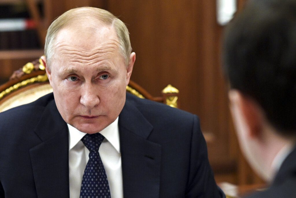 Δυτικοί αξιωματούχοι θεωρούν «κούφιες» τις απειλές του Πούτιν για το φυσικό αέριο