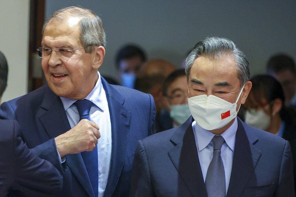 Μόσχα και Πεκίνο καταδίκασαν τις κυρώσεις της Δύσης, δηλώνει το ρωσικό υπουργείο Εξωτερικών