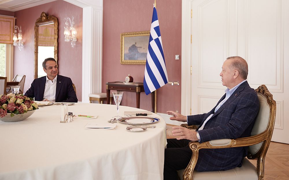 Ερντογάν με επιδόρπιο τον Μητσοτάκη