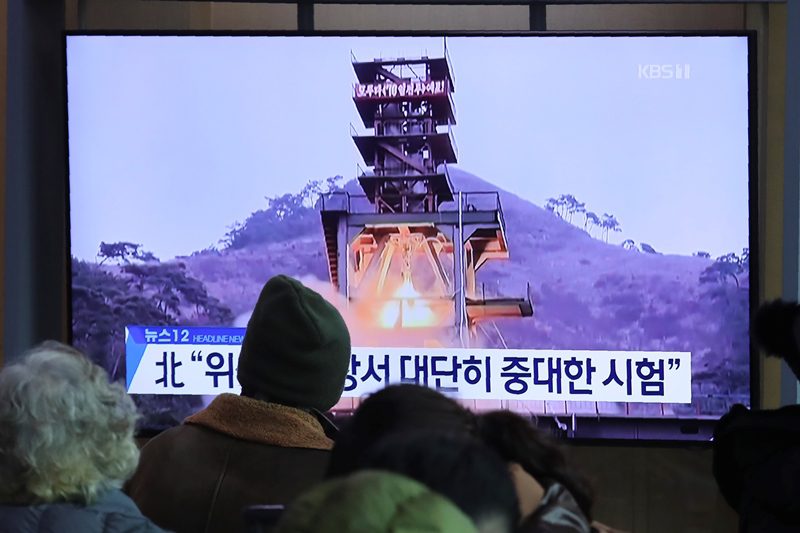 Η Βόρεια Κορέα προχώρησε σε δεύτερη πυραυλική δοκιμή για την ανάπτυξη κατασκοπευτικού δορυφόρου